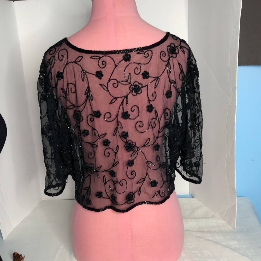 Beautiful beaded overlay - Picture 4 of 6